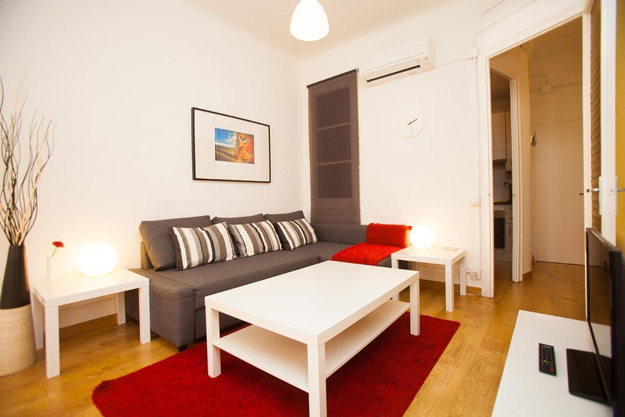 Gaudi Sagrada Familia Apartment